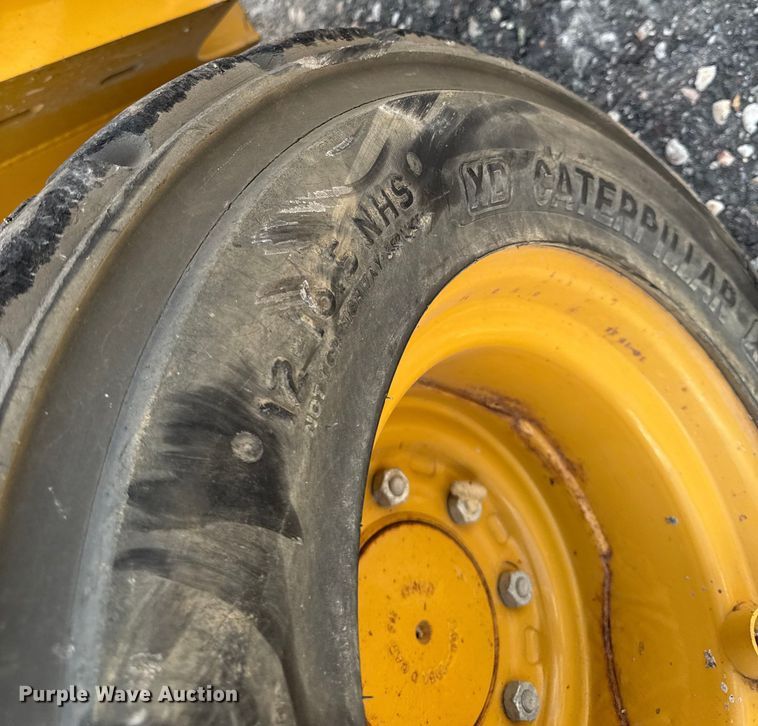 image for item EV4135 2019 Caterpillar 262D skid steer loader