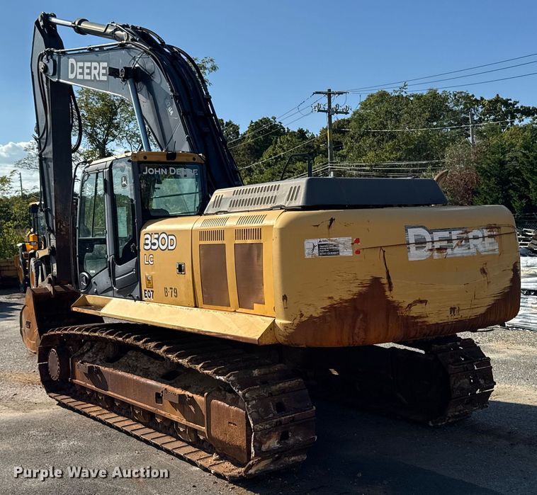 image for item EV4136 2007 John Deere 350D LC excavator