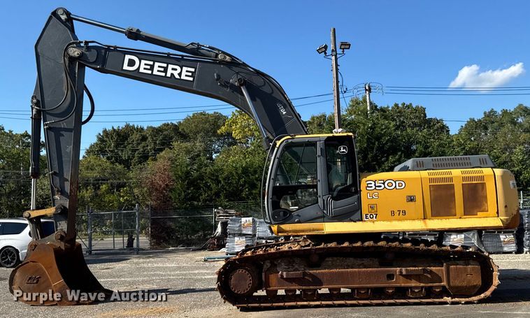 image for item EV4136 2007 John Deere 350D LC excavator