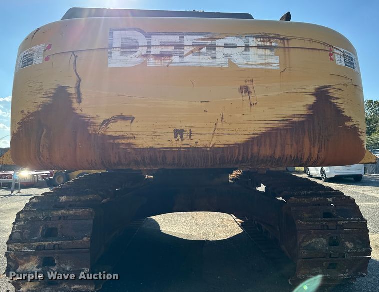 image for item EV4136 2007 John Deere 350D LC excavator