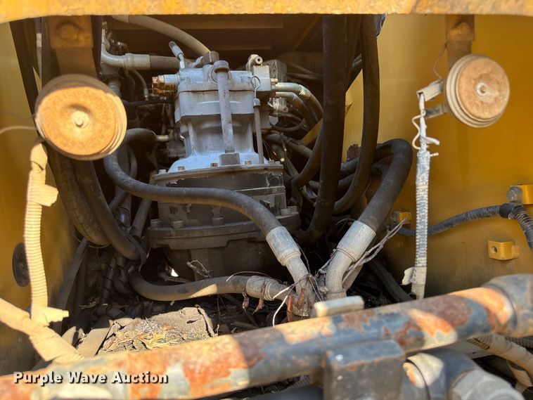 image for item EV4136 2007 John Deere 350D LC excavator