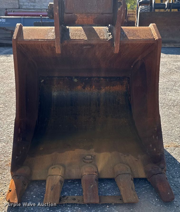 image for item EV4136 2007 John Deere 350D LC excavator