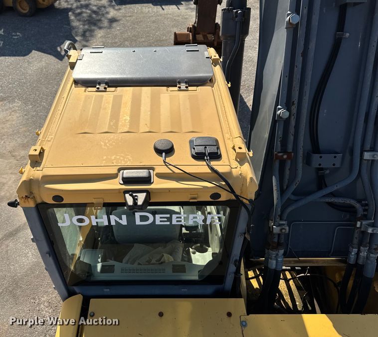 image for item EV4136 2007 John Deere 350D LC excavator