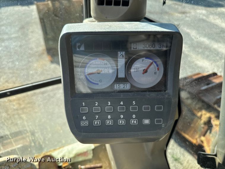 image for item EV4136 2007 John Deere 350D LC excavator