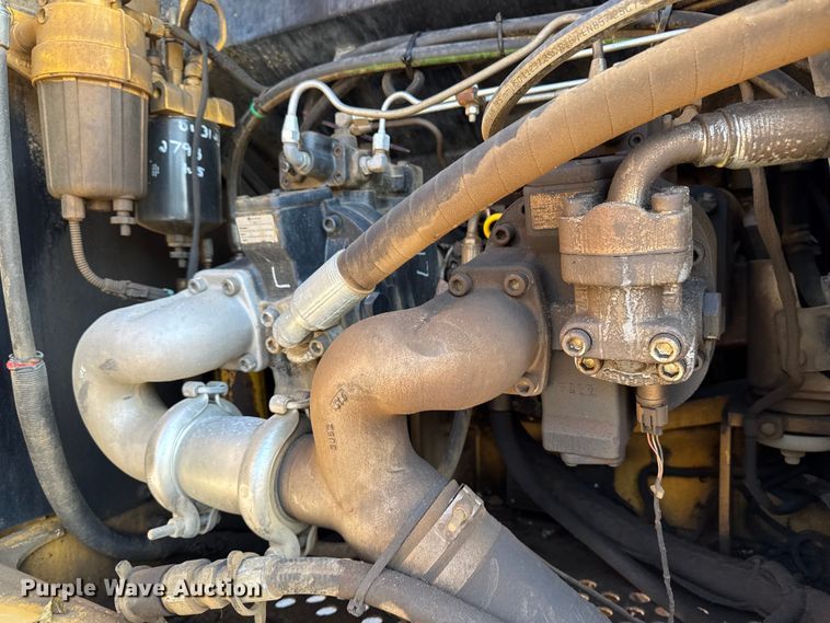 image for item EV4136 2007 John Deere 350D LC excavator