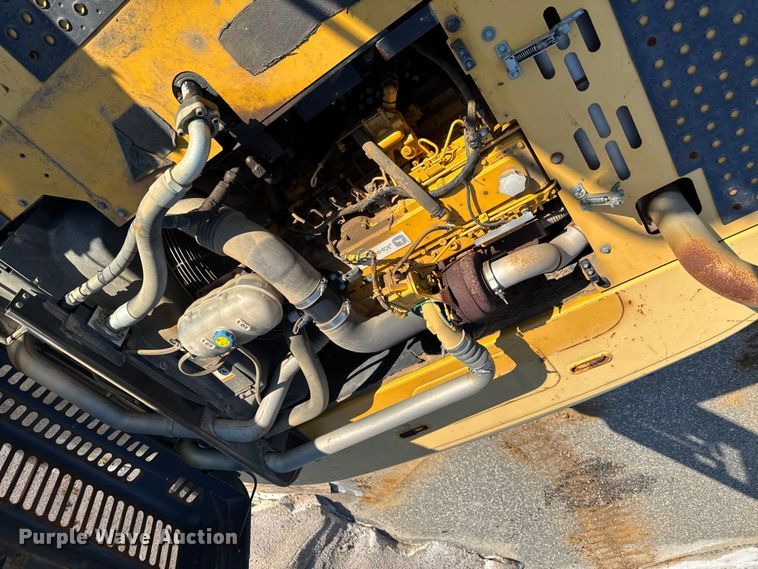 image for item EV4136 2007 John Deere 350D LC excavator