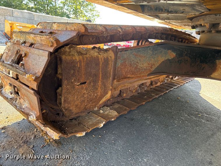 image for item EV4136 2007 John Deere 350D LC excavator