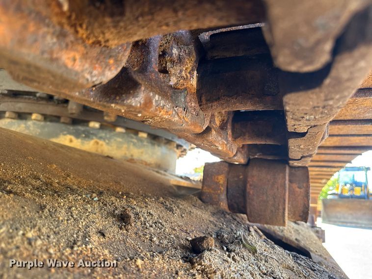 image for item EV4136 2007 John Deere 350D LC excavator