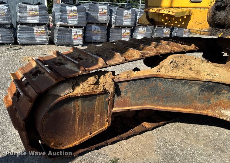 image for item EV4136 2007 John Deere 350D LC excavator