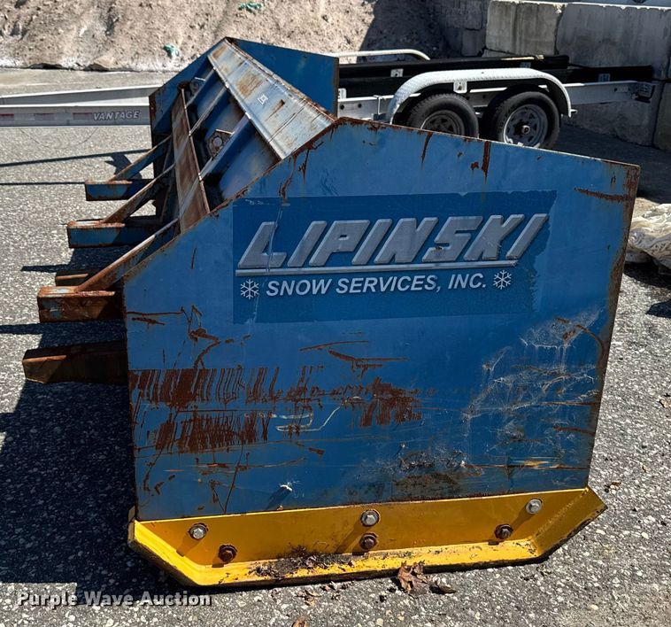 image for item EV4148 Wheel loader snow pusher