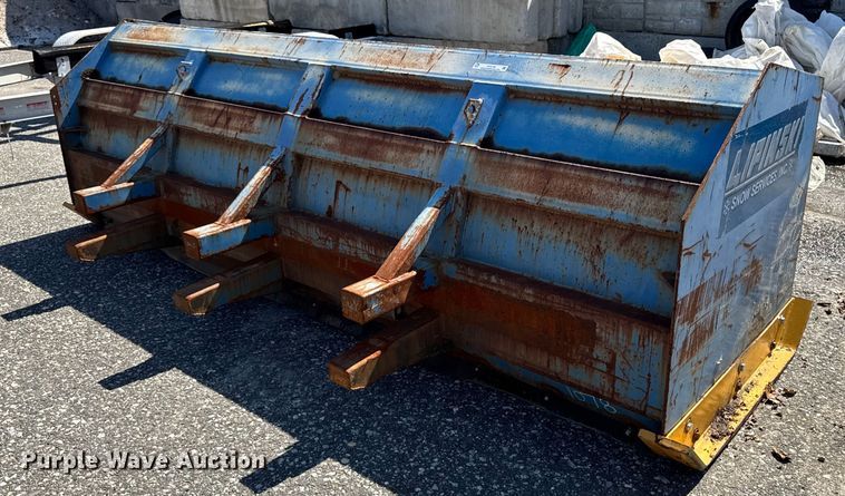 image for item EV4148 Wheel loader snow pusher