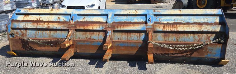 image for item EV4157 Wheel loader snow pusher