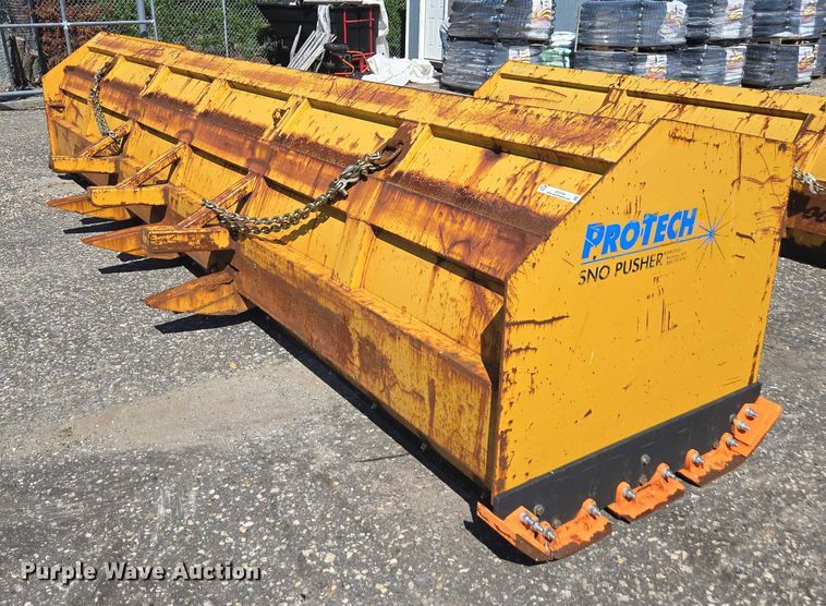 image for item EV4158 ProTech wheel loader snow pusher