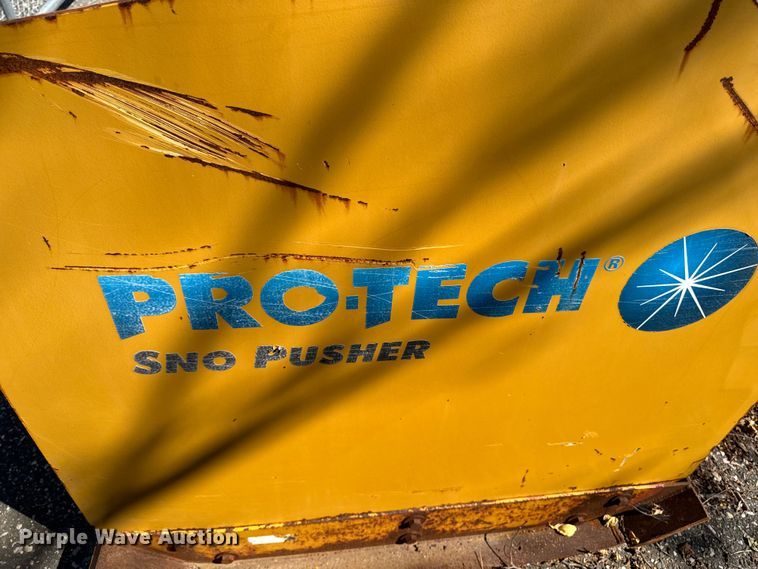 image for item EV4160 ProTech SP16L wheel loader snow pusher