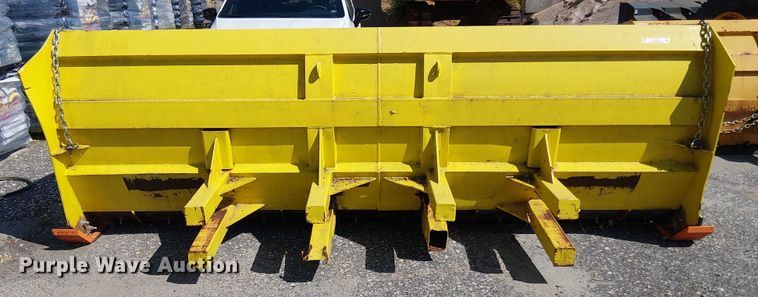 image for item EV4161 Wheel loader snow pusher