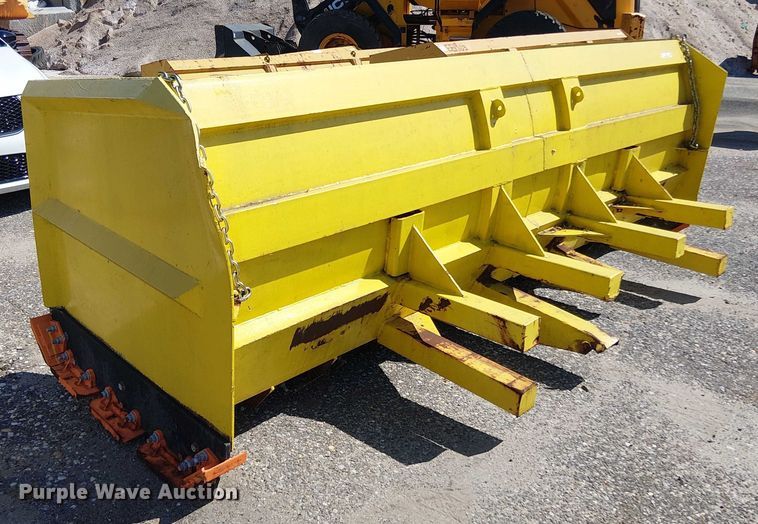 image for item EV4161 Wheel loader snow pusher