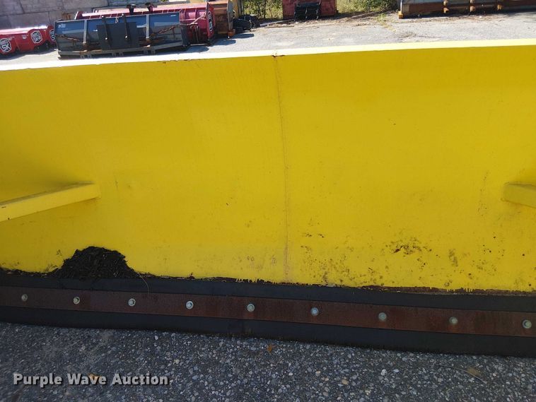 image for item EV4161 Wheel loader snow pusher