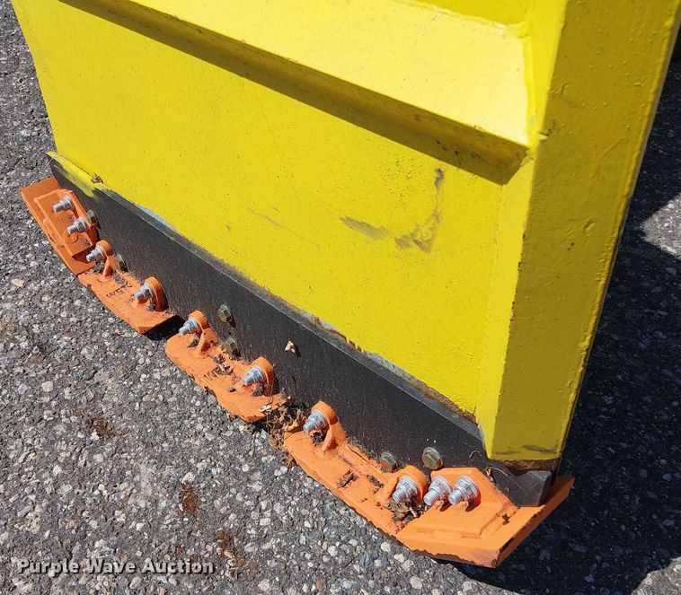 image for item EV4161 Wheel loader snow pusher