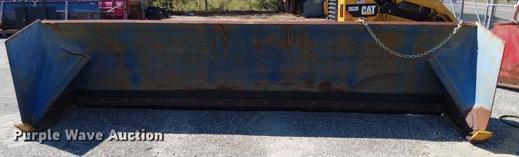 image for item EV4327 ProTech Wheel loader snow pusher