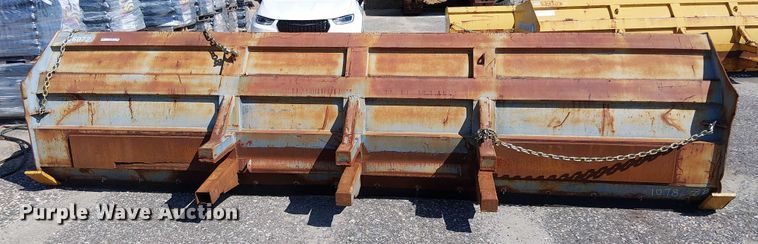 image for item EV4327 ProTech Wheel loader snow pusher