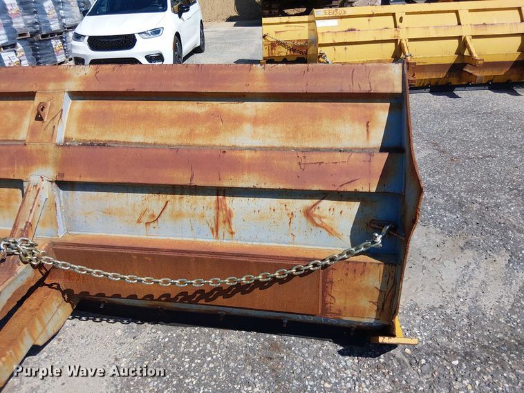 image for item EV4327 ProTech Wheel loader snow pusher