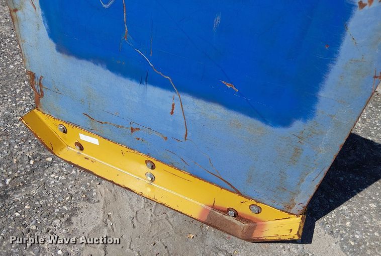 image for item EV4327 ProTech Wheel loader snow pusher