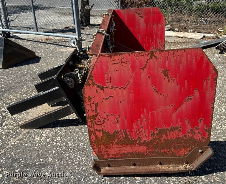 image for item EV4328 Wheel loader snow pusher