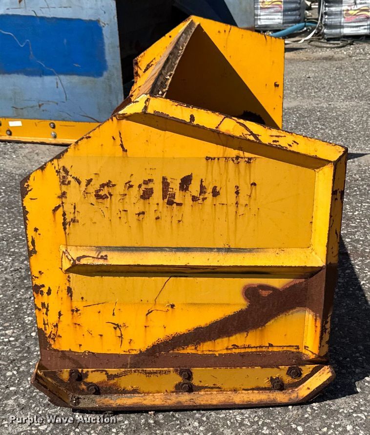 image for item EV4334 ProTech skid steer snow pusher