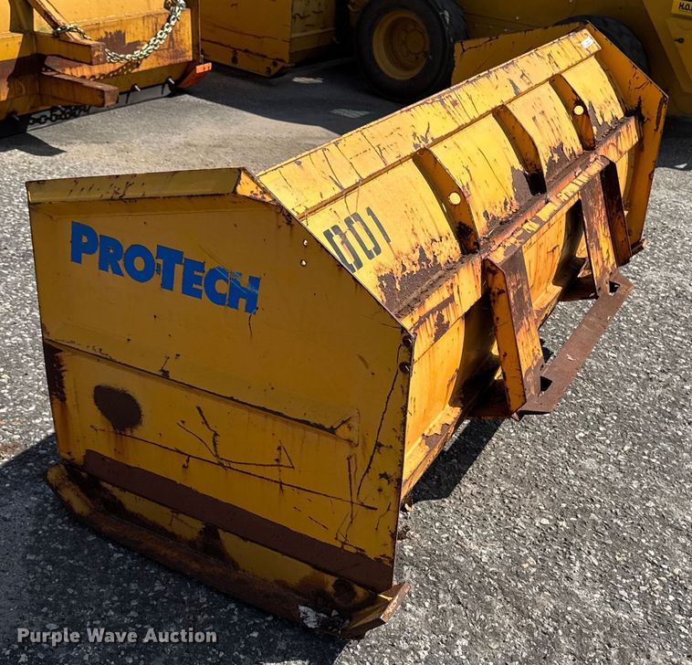 image for item EV4334 ProTech skid steer snow pusher