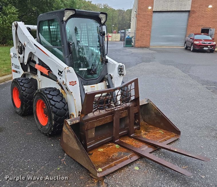 MINI CARGADOR SOBRE RUEDAS 2015 BOBCAT S650
