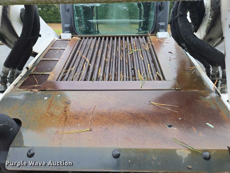 image for item EV4348 2015 Bobcat S650 skid steer loader