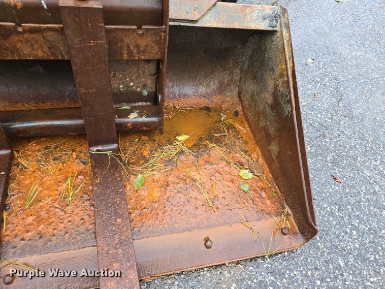 image for item EV4348 2015 Bobcat S650 skid steer loader