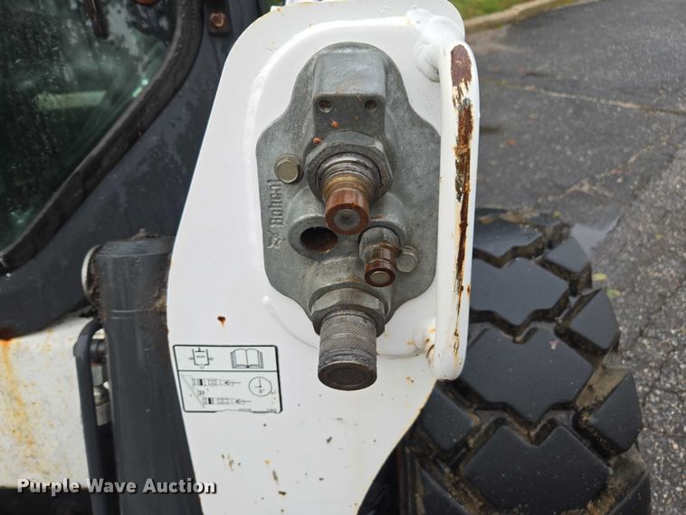 image for item EV4348 2015 Bobcat S650 skid steer loader