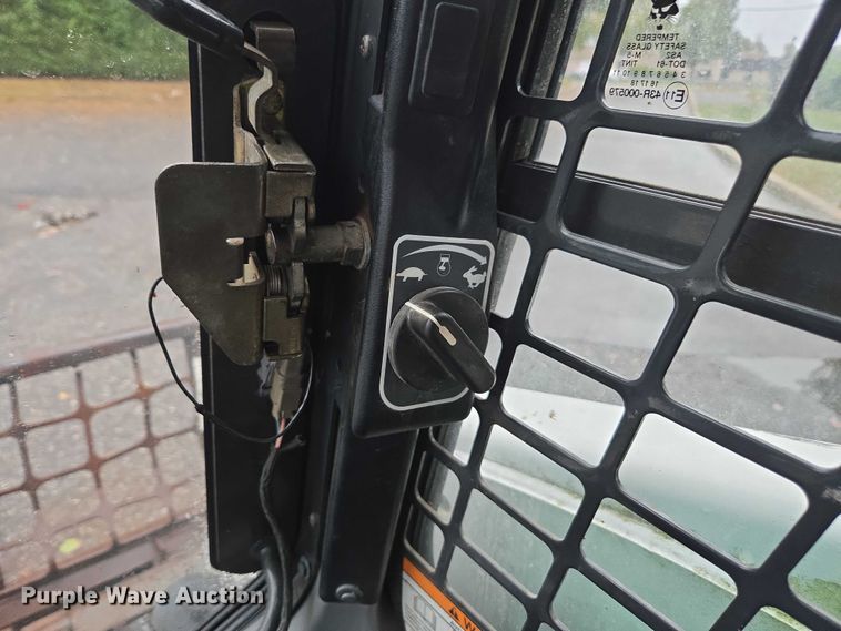 image for item EV4348 2015 Bobcat S650 skid steer loader