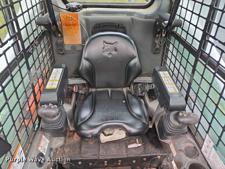 image for item EV4348 2015 Bobcat S650 skid steer loader