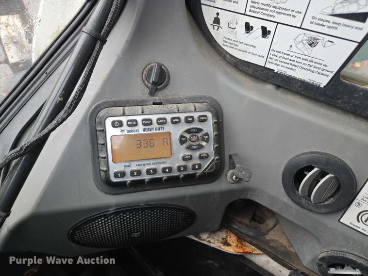 image for item EV4348 2015 Bobcat S650 skid steer loader