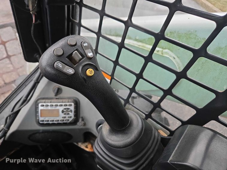 image for item EV4348 2015 Bobcat S650 skid steer loader