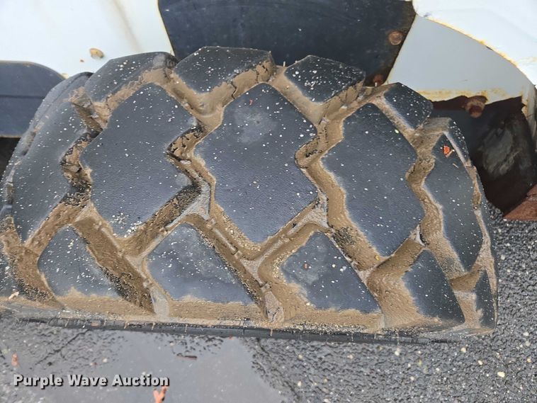 image for item EV4348 2015 Bobcat S650 skid steer loader