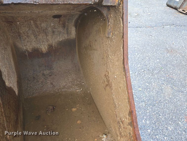 image for item EV4350 Caterpillar excavator bucket