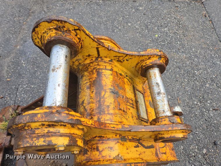 image for item EV4350 Caterpillar excavator bucket