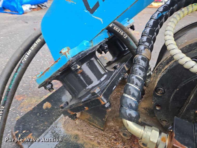 image for item EV4351 Diesel CP120 excavator plate compactor