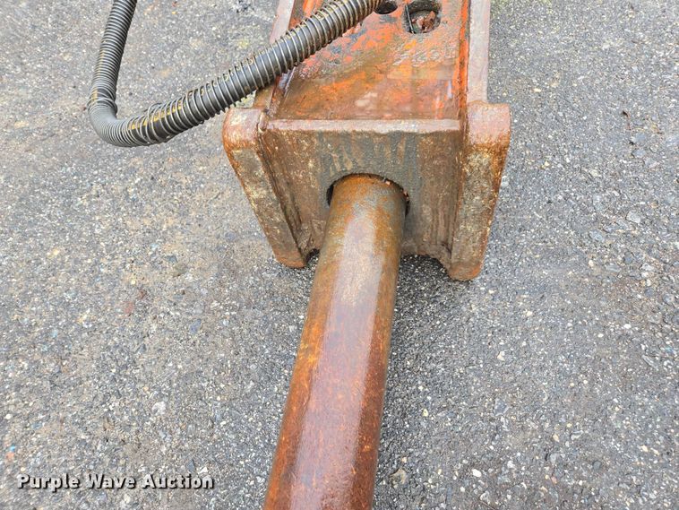 image for item EV4352 Rock blaster RB750GG breaker