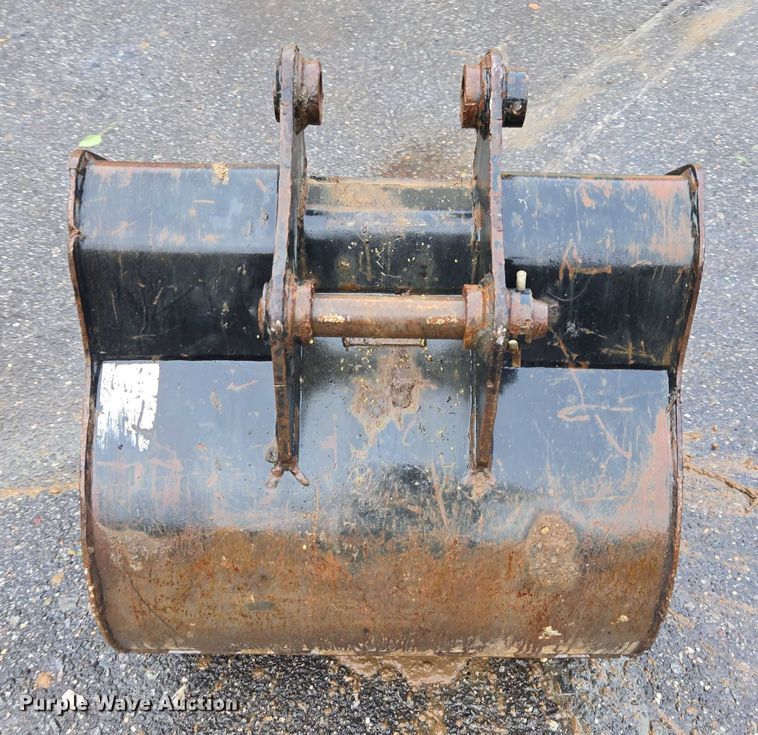 image for item EV4353 Caterpillar excavator bucket