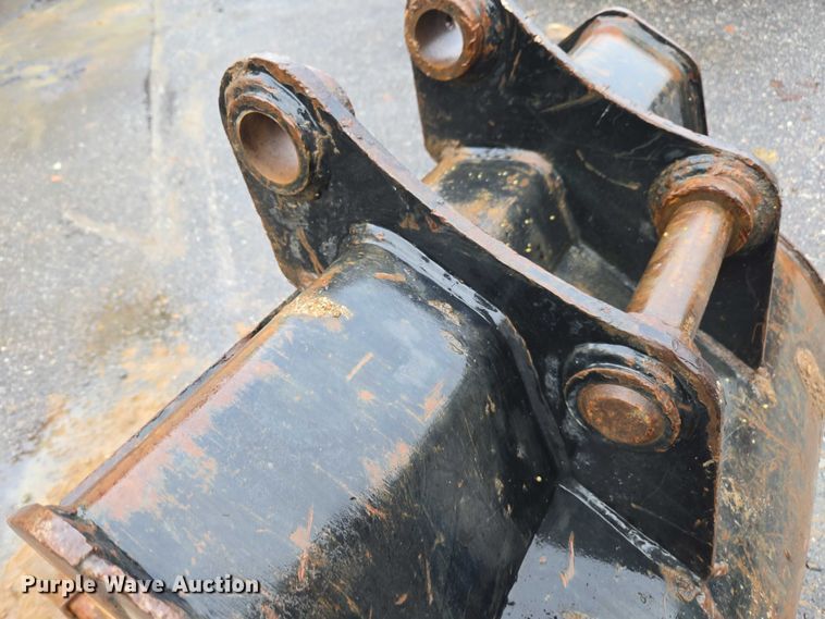 image for item EV4353 Caterpillar excavator bucket