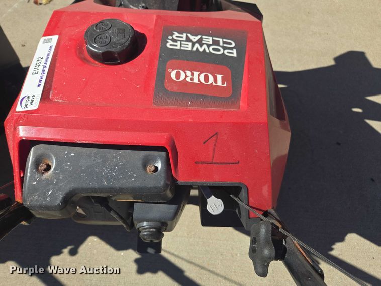 image for item EV4372 snow blowers