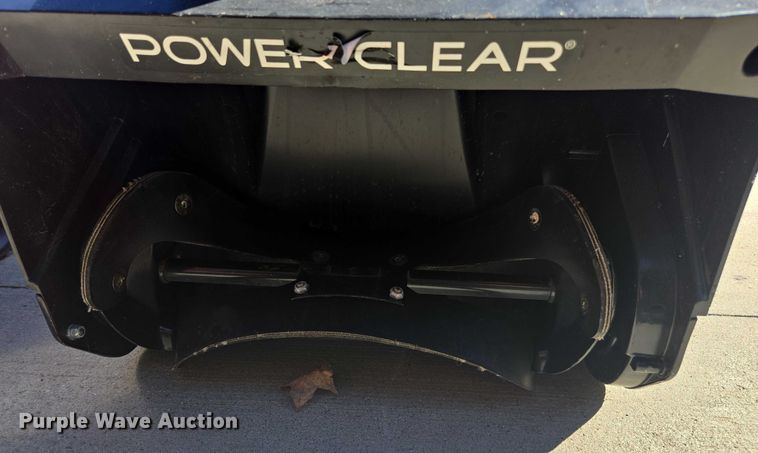 image for item EV4372 snow blowers