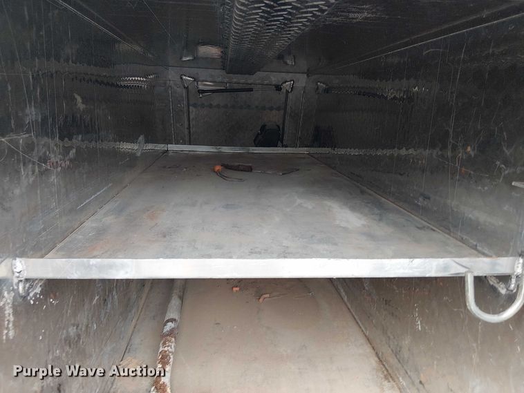 image for item EV5001 2022 Ford F550 Super Duty dump truck