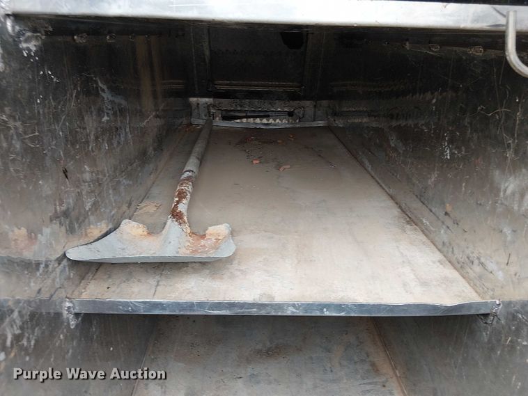 image for item EV5001 2022 Ford F550 Super Duty dump truck