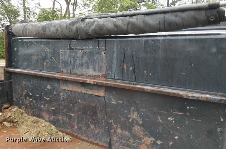 image for item EV5001 2022 Ford F550 Super Duty dump truck