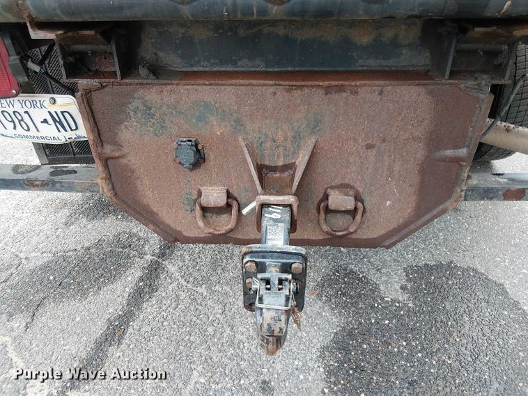 image for item EV5001 2022 Ford F550 Super Duty dump truck